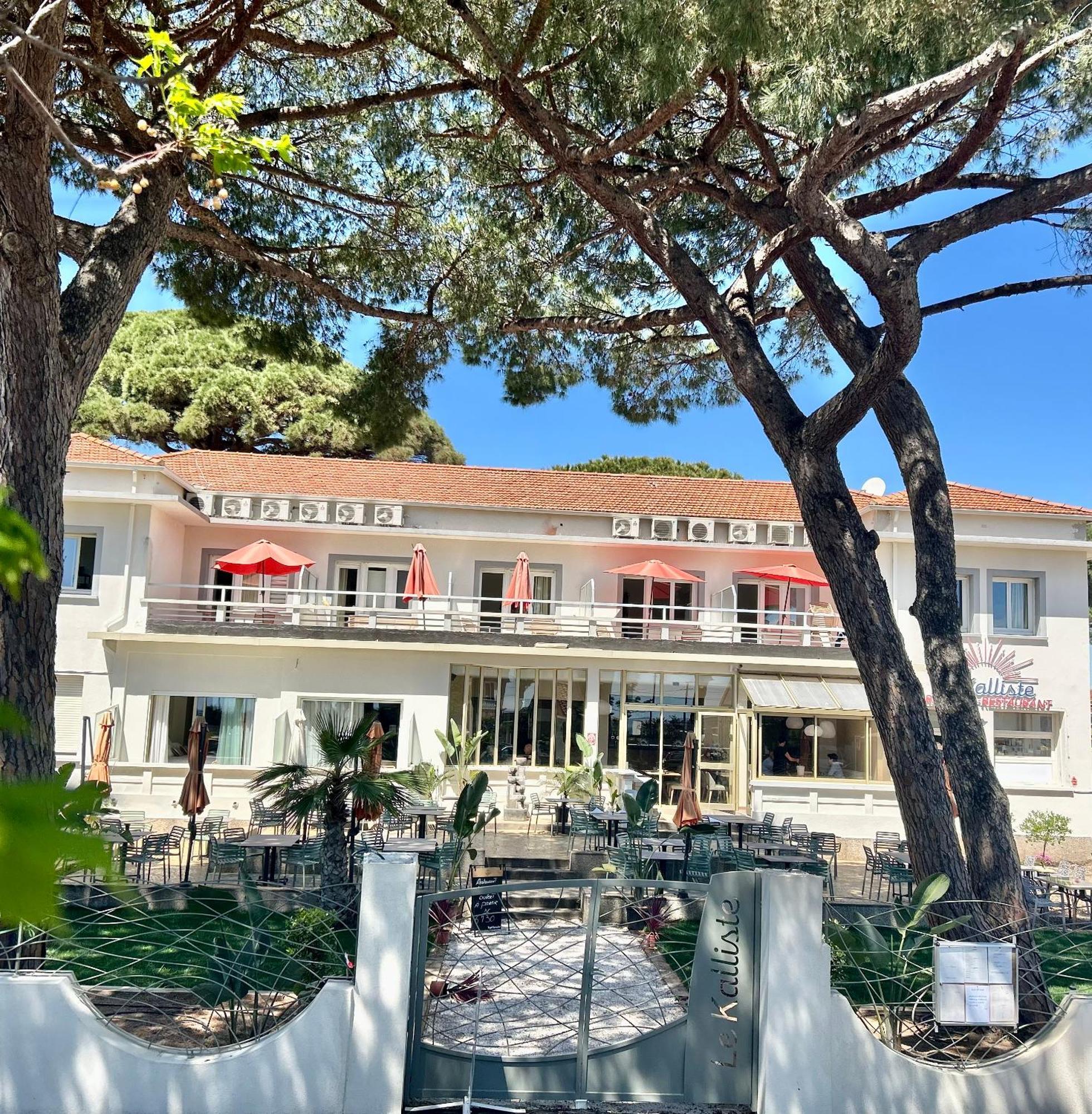 Logis Hotel Restaurant Le Kalliste Hyeres Exterior photo