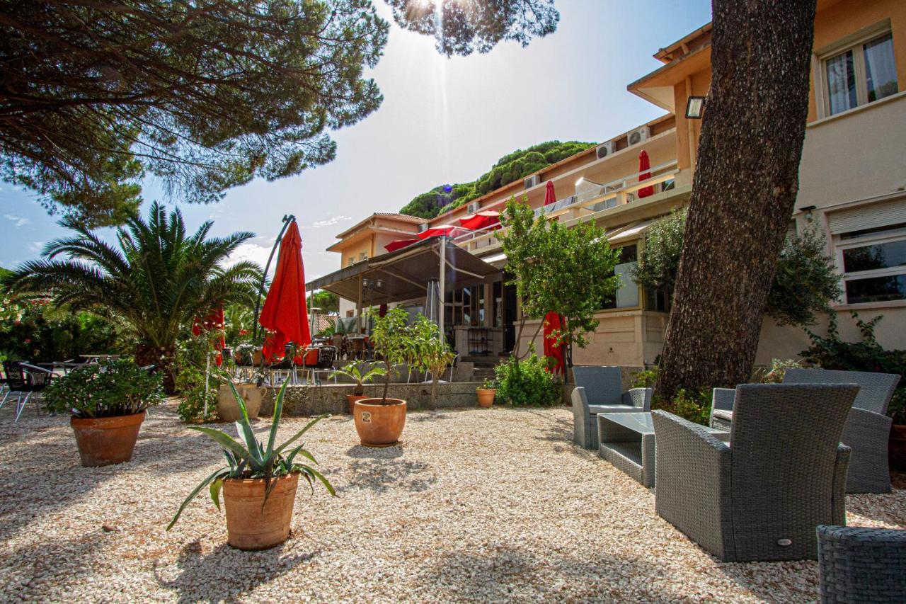 Logis Hotel Restaurant Le Kalliste Hyeres Exterior photo